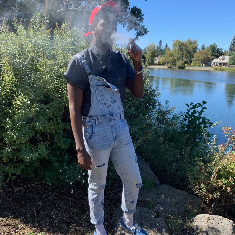 Meet your Posher, Bevon